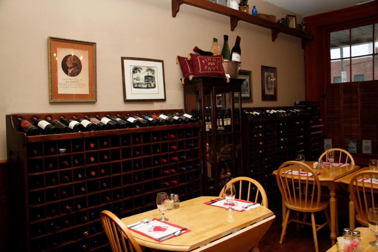 The Lafayette Inn & Restaurant Stanardsville Buitenkant foto