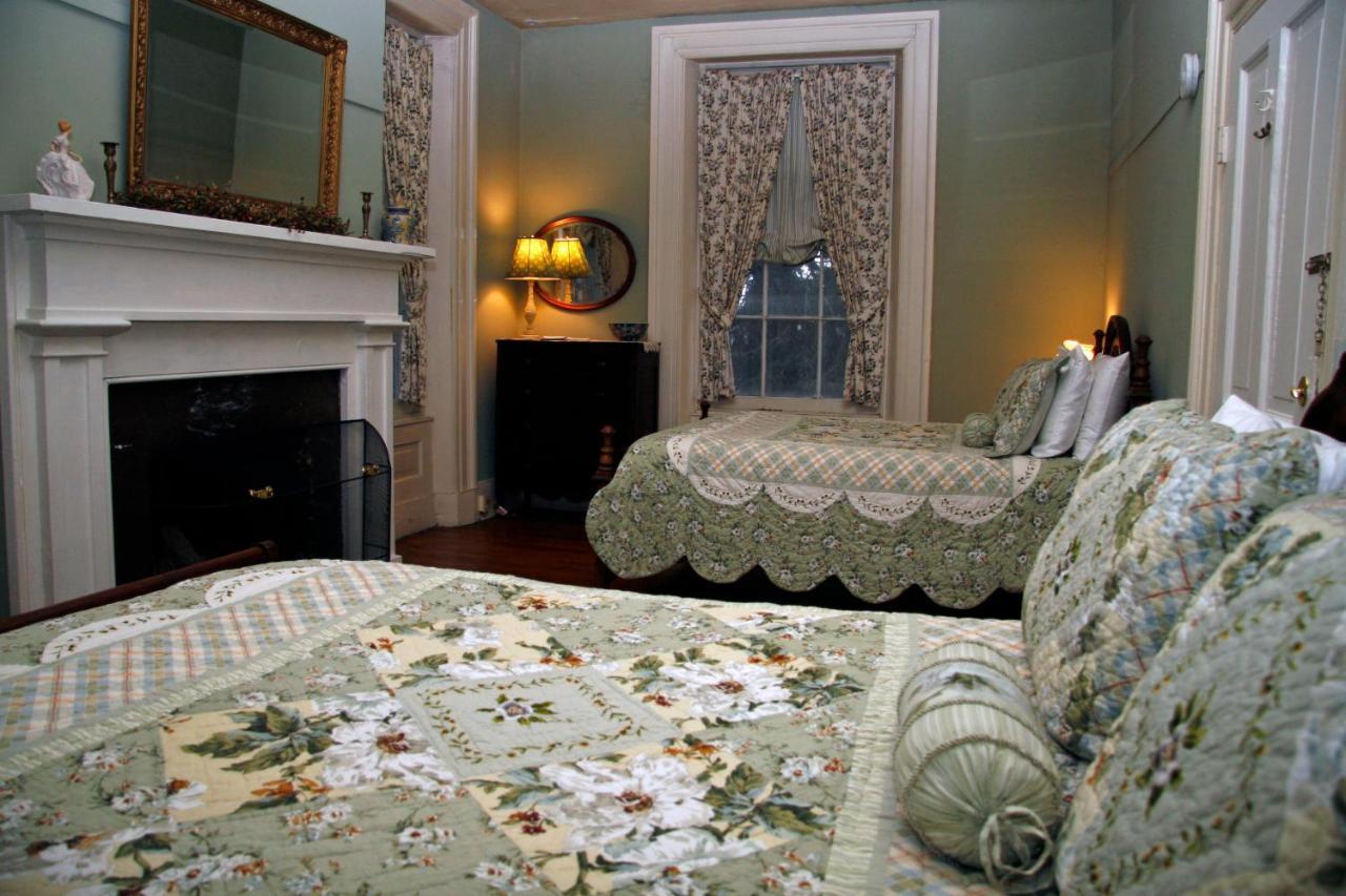 The Lafayette Inn & Restaurant Stanardsville Buitenkant foto