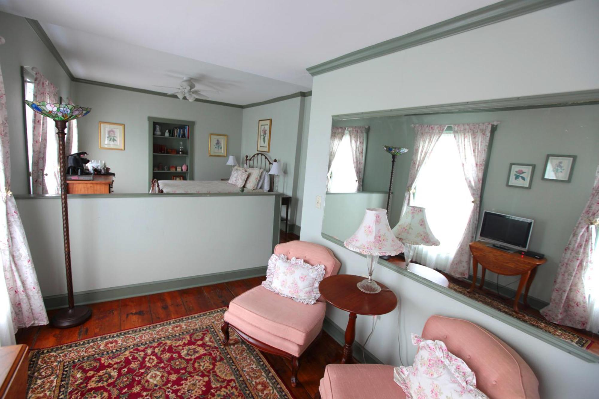 The Lafayette Inn & Restaurant Stanardsville Buitenkant foto